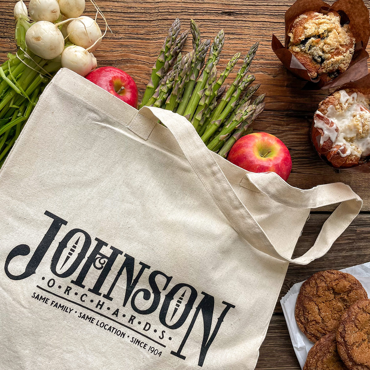 Johnson Orchards Tote Bags