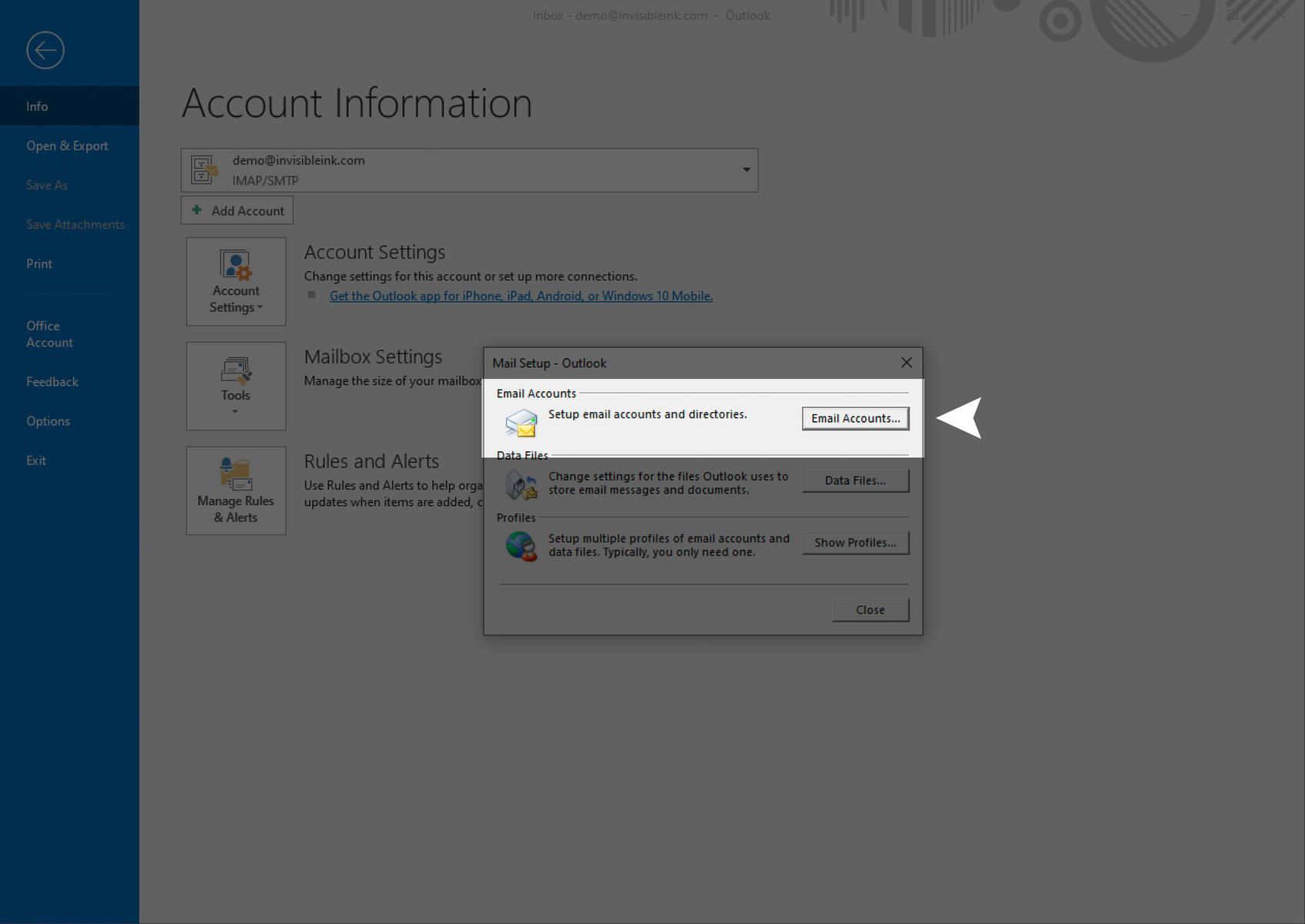3)	Click the Email Accounts button in the Mail Setup pop-up window.
